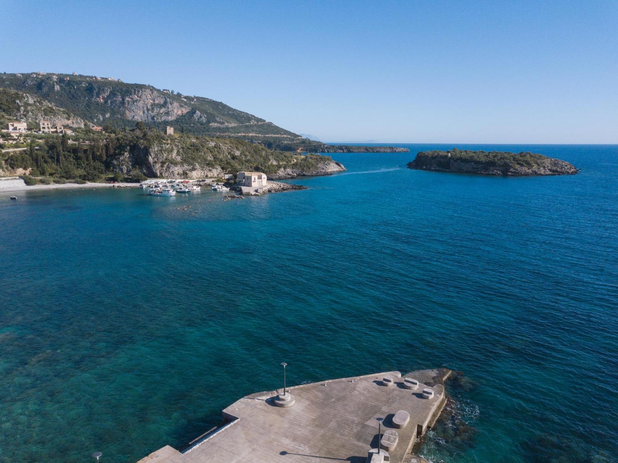 Marina Apartments Kardamyli Exterior photo